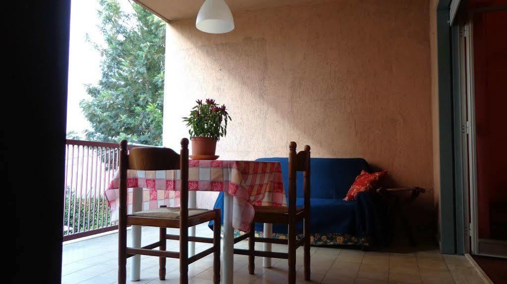 Naxos Enjoy Apartments Giardini-Naxos Extérieur photo
